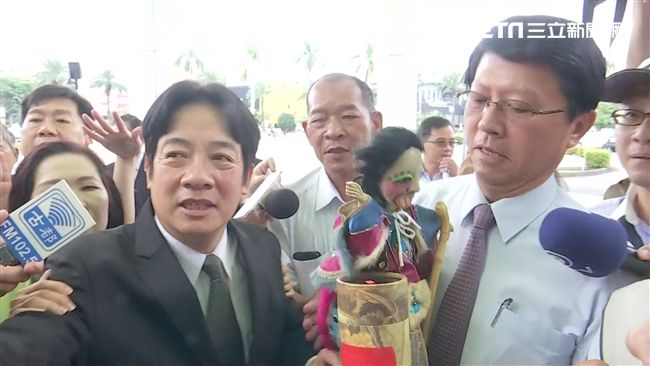 賴神離開打給謝龍介　40秒暖心通話