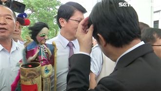 謝龍介送兩份大禮　甜「定情」賴清德