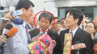 謝龍介送賴清德四句話　他凍末條白眼