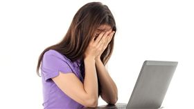 電腦,崩潰,累,加班, 圖／翻攝自Pixabay