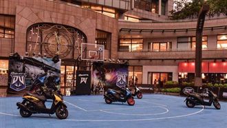 全面開戰　BW'S RxDV33