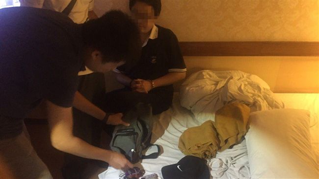 刺傷店員搶超商　警搜旅社逮回惡匪