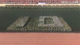 簡直人肉倒數器！陸生軍訓操練超整齊