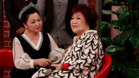 冰冰姐與周遊姊妹情深(圖/中視提供)