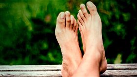 16:9
腳 腳丫 腳底板
圖／攝影者Charli Lopez, Flickr CC License
https://flic.kr/p/9ZhPMU