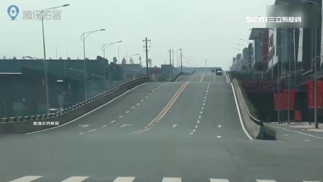 重慶建波浪公路　開車如玩陸地衝浪