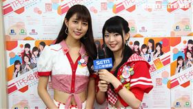 AKB48的阿部瑪利亞（左）及唯一台籍女團員馬嘉伶接受三立新聞網專訪。（圖／三立）