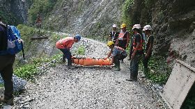 花蓮秀林墜谷意外　黃姓工人身亡（2）