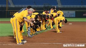 中信兄弟奪勝。（圖／記者王怡翔攝）