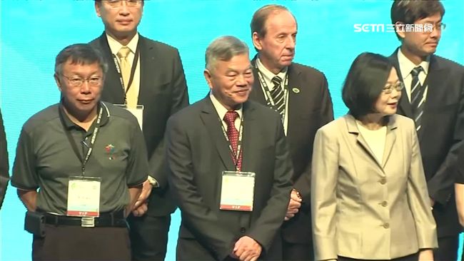 小英被問「柯想過選總統」　柯P慌了