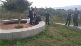 鑑識人員到場調查。（圖／翻攝畫面）