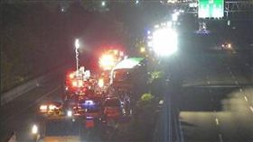 客運,車禍,阿羅哈客運,岡山交流道,國道一號　圖／翻攝自高公局即時路況