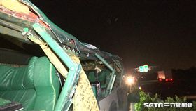 國道一號北上348公里岡山交流道阿羅哈客運車禍