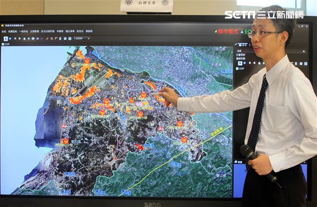 國家中山科學研究院-智慧防救災決策輔助系統，國防科技轉化再運用，災害防救智慧好幫手。（記者邱榮吉/攝影）