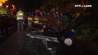 貨車失控翻覆國道　2人受困被救出
