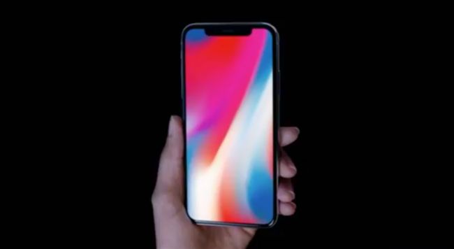 iPhone認臉凸槌　蘋果解釋原因