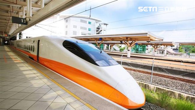 富商罵三字經判賠　列車長捐出一半