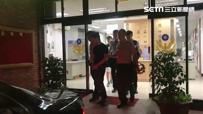 三寶毒蟲A到滿車員警　被逮直呼倒楣