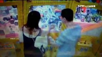 娃娃內藏鐵塊　業者po網抓賊反挨轟