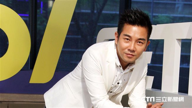 謝承均自爆隱疾　對戲女星接吻嚇壞