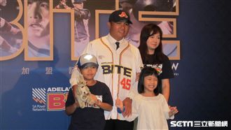 虎父無犬子！張泰山兒子打擊全場驚豔