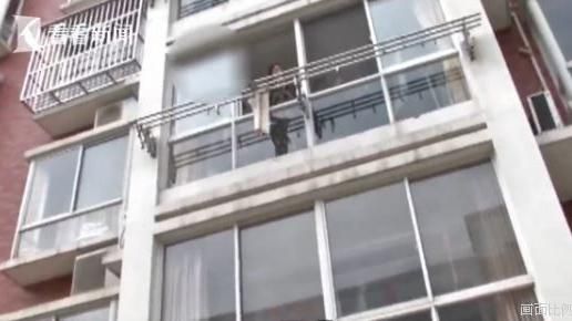 只因網路線被拔　少年竟怒砍母親8刀