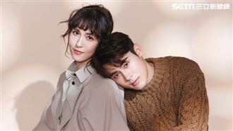 魏蔓拍華流秀性感　陳奕靠V領衣放電