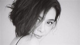 ▲關之琳是清朝貴族「瓜爾佳氏」後代。（圖／翻攝微博）