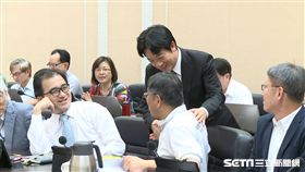 柯文哲出席行政院會 北市府提供