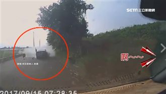影／轎車失控打滑…「整具引擎噴飛」
