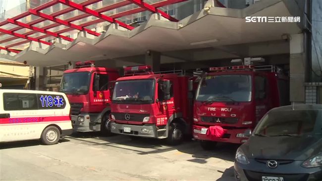 消防員一人開兩車？新北消防急澄清