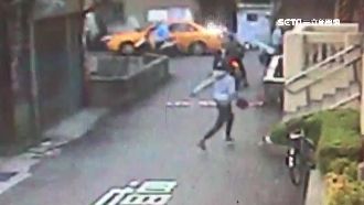 受傷無業又遭逼債　單親父傻變裝搶劫