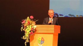 國民黨主席吳敦義參加崇德文教基金會舉辦孝親感恩活動。（國民黨提供）