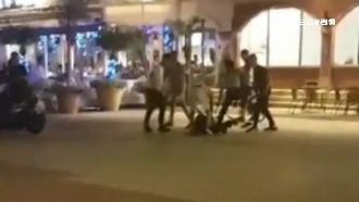 漁人碼頭爆全武行　5惡煞圍毆1男