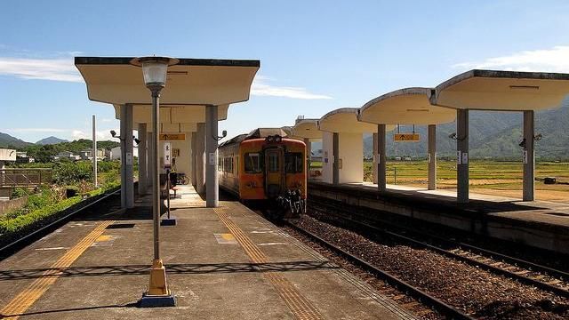 圖／最美山線「東里車站」　粉絲推爆