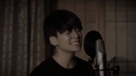 生日前翻唱《我要快樂》　韓女團成員：歌詞與心境相同…
圖／翻攝自Amber Liu YouTube
https://www.youtube.com/watch?v=7CIp8j9mIZY