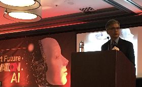 駱家輝不再競選公職 將推動華裔參政