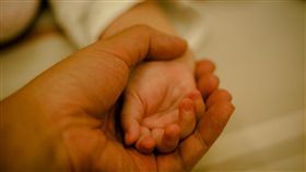 嬰兒 手手

https://www.flickr.com/photos/longo/3388157343/in/photolist-6apc8V-2UubU6-6U9bw3-aLtwmK-5D2Z87-ehCNF2-bo6nrN-4DLZGy-aFb294-98srem-dFYkVp-8Y7mYk-8Dwubw-4RrSHL-bbuDqF-9YusR1-5eP29D-7o2uPk-33XVke-