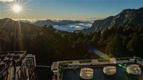 太平雲梯將開幕，阿里山賓館推滿55歲續住免費。麗新管顧旗下四家飯店推「新熟齡專案」。