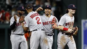 ▲波士頓紅襪連2天在延長賽11局贏球。（圖／美聯社／達志影像）