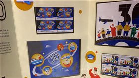 陸委會兩岸交流30年周年郵票行政院大陸委員會商請中華郵政公司於20日發行「兩岸交流30週年」特種郵票（圖）。（陸委會提供）中央社記者繆宗翰傳真　106年9月20日