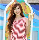 翁姿蔓化身調酒師，教你輕鬆調出高粱酒特調。（記者邱榮吉/攝影）（開車不喝酒）