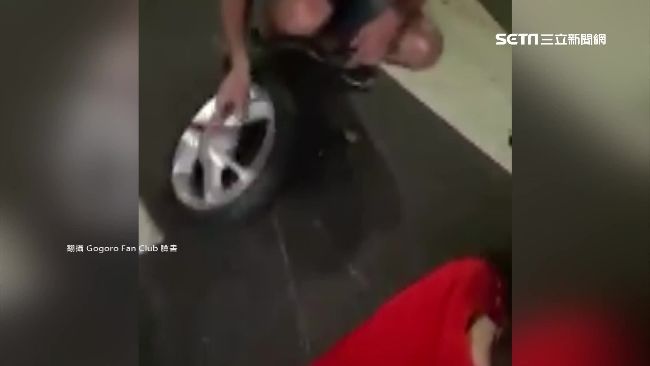 才剛保養完…Gogoro後輪噴飛了