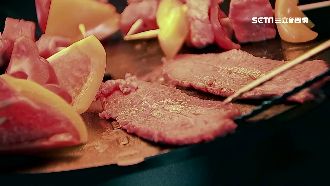 一片肉2分鐘就熟！紅外線烤肉神器夯