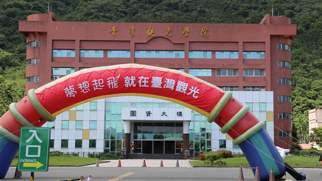 台觀開學後秒辦安置說明會　學生茫然