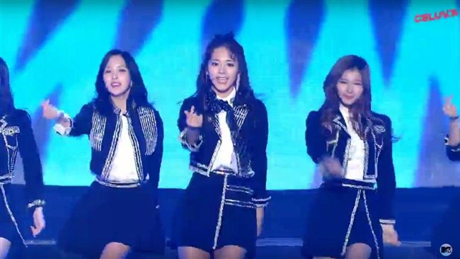 TWICE步紅毯！子瑜搖身變小女人