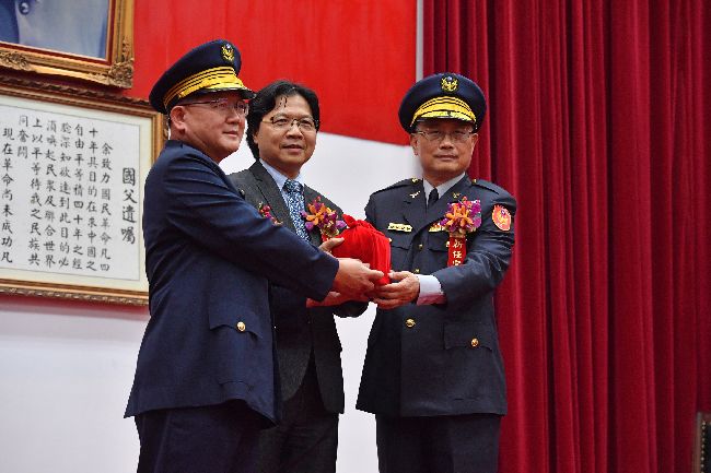 陳家欽接署長　他說：警界最黑暗一天