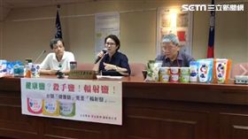 無黨團結聯盟立委高金素梅今（21）日召開記者會指出，食安環境只能用「危機四伏」來形容，食不安心、處處危險。