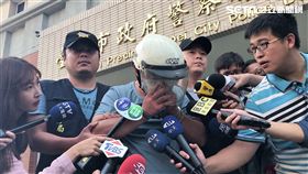 台北市瑞興銀行士林分行宣告偵破，警方訊後將嫌犯林修平依強盜罪移送法辦（楊忠翰攝）