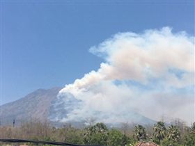 阿貢火山，峇里島疏散，翻攝推特